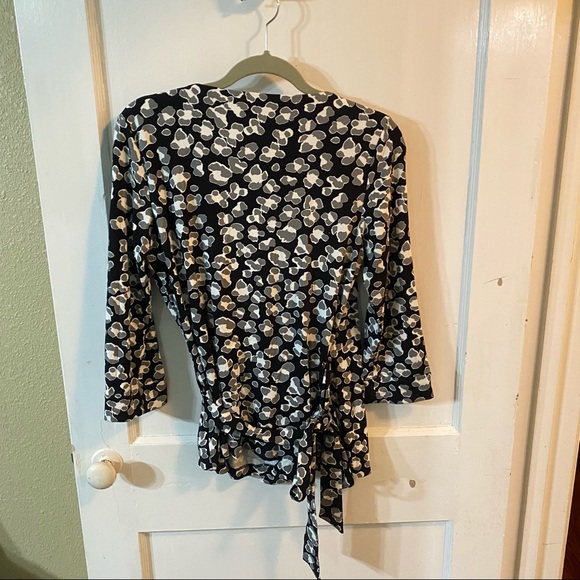 NWOT Diane Von Furstenberg wrap top - Picture 8 of 9